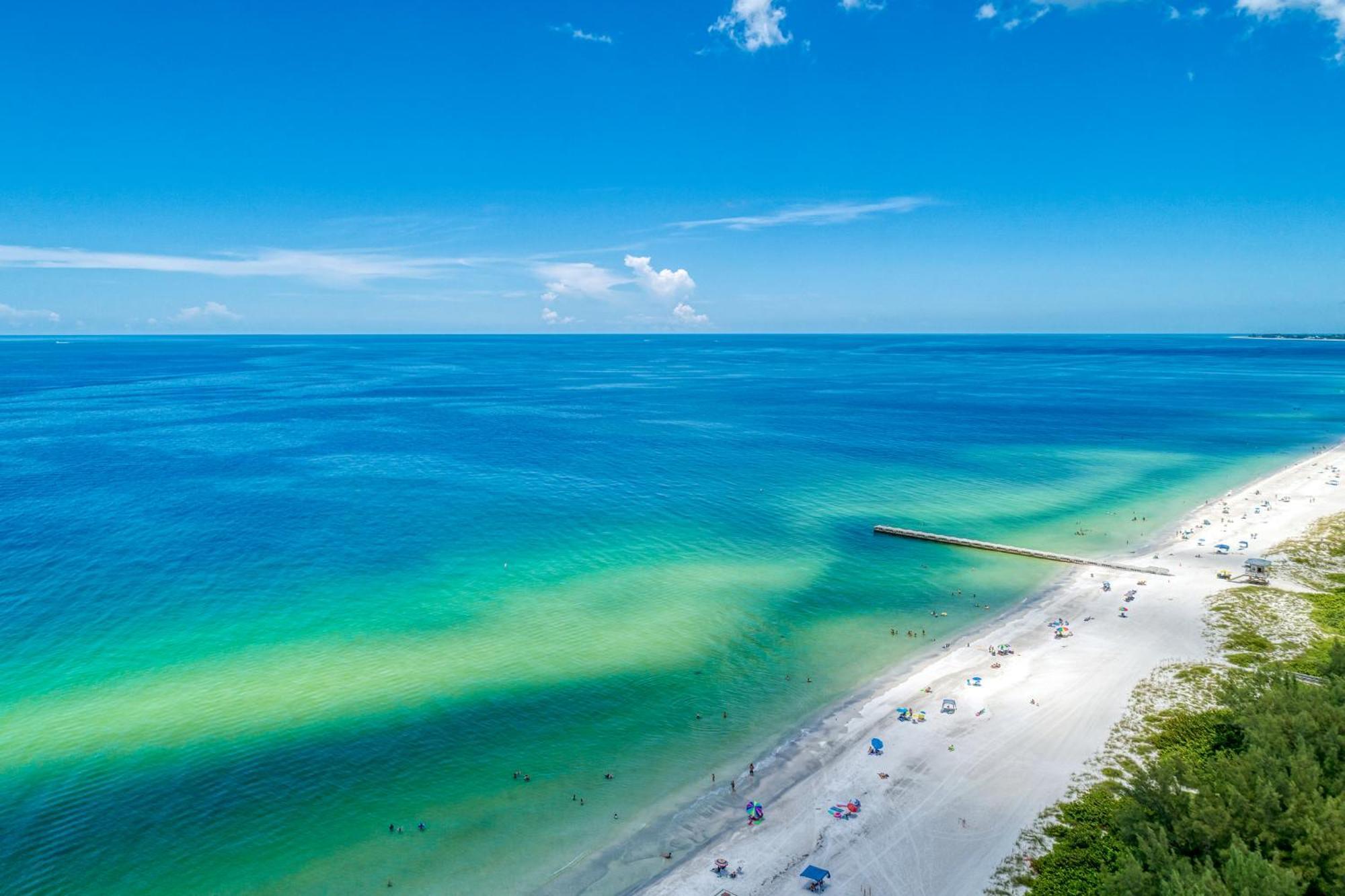 Anna Maria Island Runaway Tropical Dream-One Minute Walk To The Beach-Heated Pool เบรเดนทันบีช ภายนอก รูปภาพ